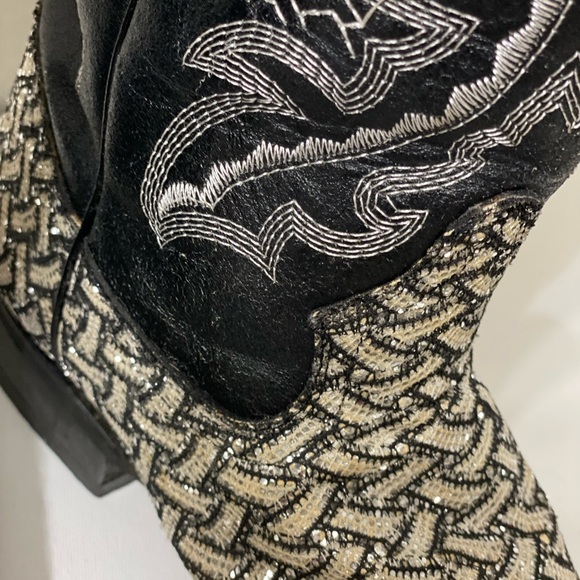 JAIMES BOOT, JAIMES Texas Style Cowboy Boots, leather and Gems. Very stylish - Picture 2 of 8